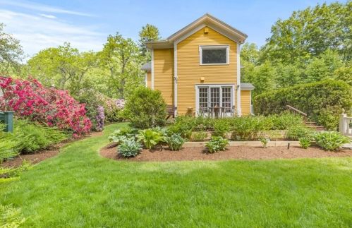 550 Beacon St, Newton MA 02459-2024 exterior