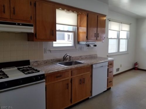 232 Bergen St, East Newark NJ  07029-2112 exterior