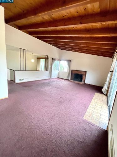 955 Burkhart Ave, San Leandro CA 94579-2031 exterior