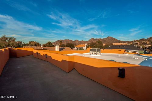 9032 14 Pl, Phoenix AZ 85014-4210 exterior