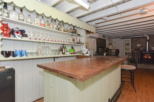 847 Burt St, Taunton MA  02780-2248 exterior