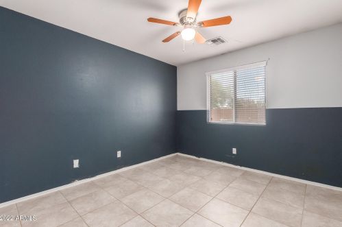 8227 Apache St, Phoenix AZ 85003-2726 exterior