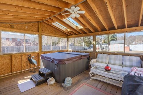 455 Vernon St, East Bridgewater MA 02324-2228 exterior