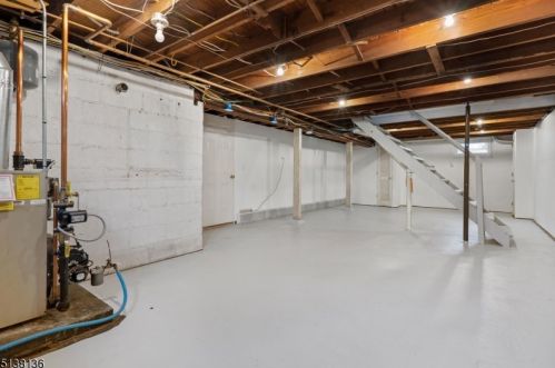 35 Fairview Ave, Milford NJ 08848-1006 exterior