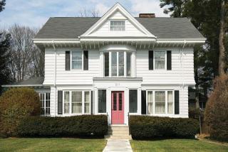 511 Ward St, Newton, MA 02459-1109