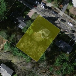 801 Dedham St, Newton MA  02459-3315 aerial view