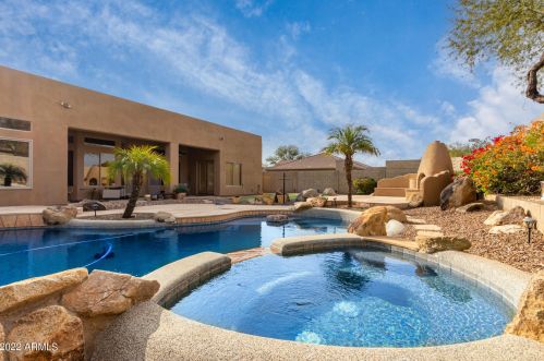 4818 Cielo Grande Ave, Phoenix AZ  85054-6122 exterior