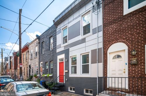 1942 Gerritt St, Philadelphia, PA 19146-4632