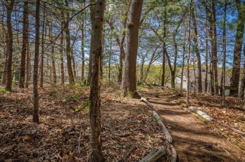 21 Franklin Rodgers Rd, Hingham MA 02043-2665 exterior