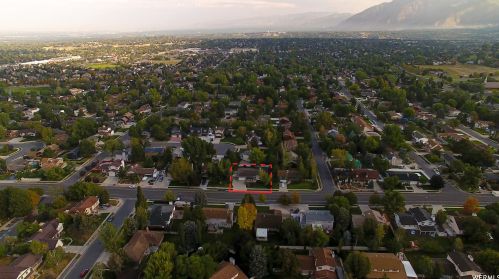 2193 Gyrfalcon Dr, Sandy UT 84092-4049 exterior