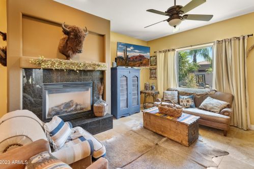 26205 56 Dr, Phoenix AZ 85031-1831 exterior