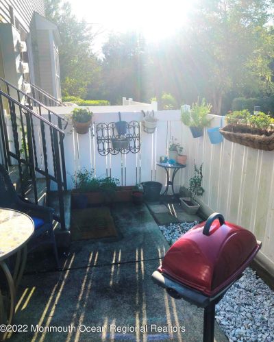 353 Brookfield Dr, Jackson Twp NJ  08527-3875 exterior