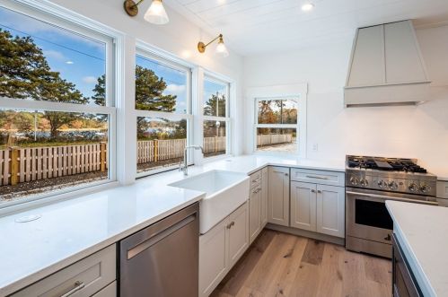 875 Orleans Rd, Chatham MA 02633-1977 exterior