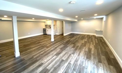 47 Boston Rd, Southborough MA  01772-1617 exterior