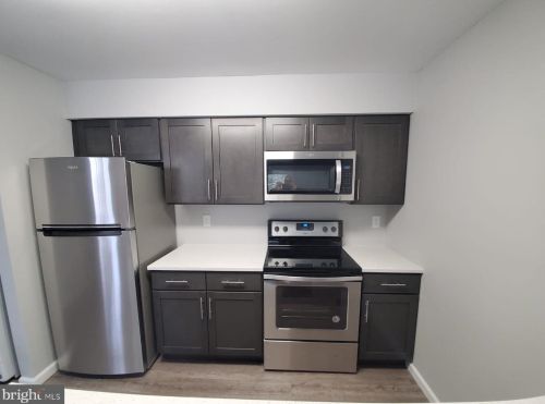 142 Ashton Ct, West Deptford NJ  08051-2005 exterior