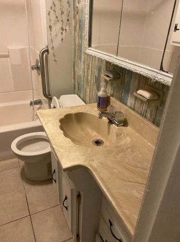 33 Floral St, Lawrence MA  01841-4549 exterior