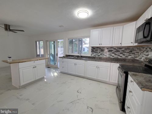 15 Edgeview Ln, Erial NJ 08081-1918 exterior