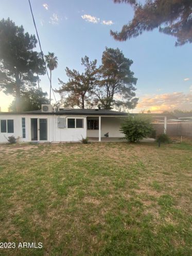 4109 Catalina Dr, Phoenix AZ 85031-3841 exterior