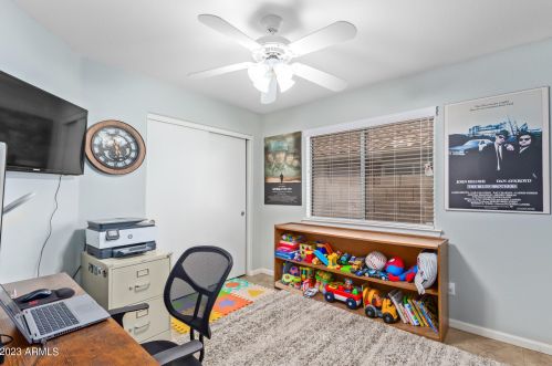 2029 Angela Dr, Phoenix AZ 85032-2351 exterior