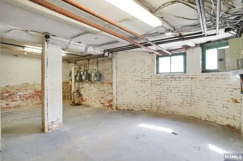 181 Windsor St, Kearny NJ 07032-2132 exterior