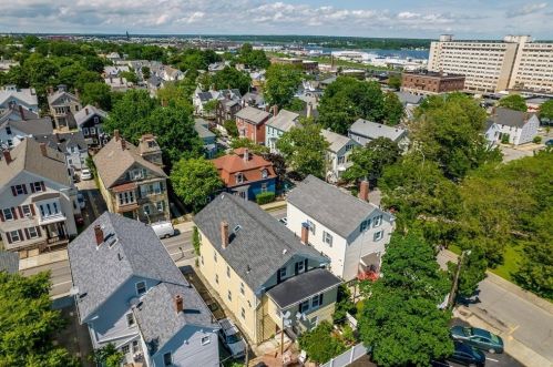 78 Mill St, New Bedford MA 02740-6020 exterior