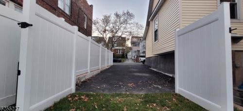 264 Davis Ave, Kearny NJ 07032-3402 exterior