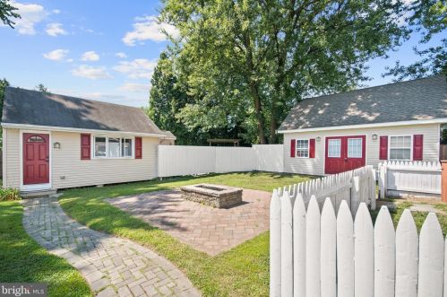 1430 Puritan Ave, West Deptford NJ  08096-1034 exterior