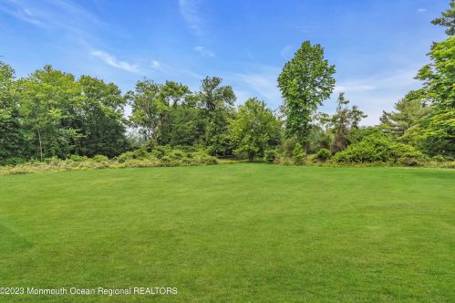 267 Rumson Rd, Little Silver NJ 07739-1657 exterior