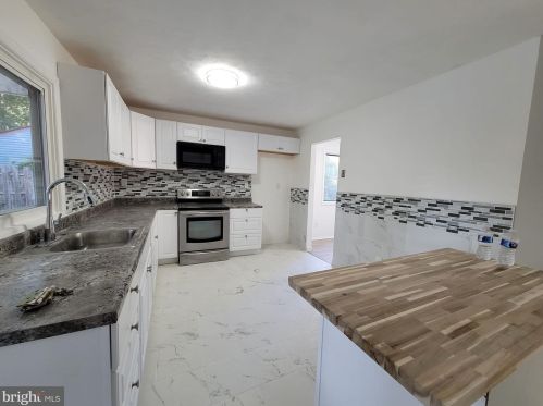 15 Edgeview Ln, Erial NJ 08081-1918 exterior