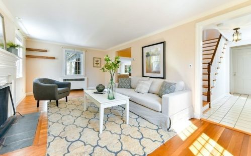 47 White Pine Rd, Newton, MA 02464-1237