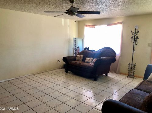 1620 65 Dr, Phoenix AZ 85043-5706 exterior