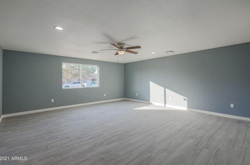 2201 65 Dr, Phoenix AZ 85033-1605 exterior