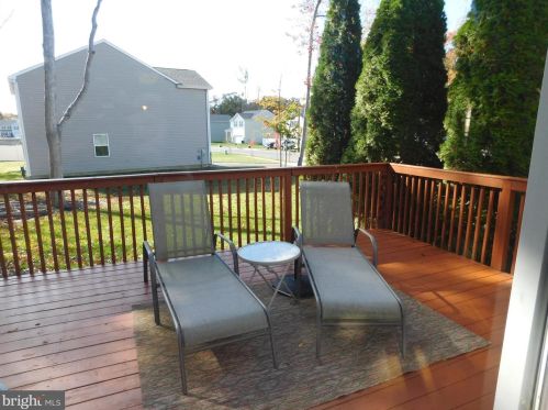 612 Schaeffer Ave, West Deptford NJ 08096-6631 exterior