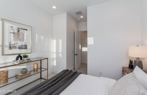 4007 34th St, Phoenix AZ  85040-1820 exterior