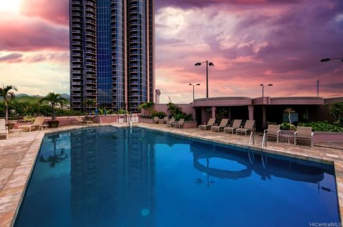 415 South St, Honolulu HI  96813-5052 exterior