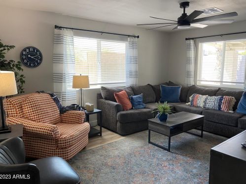 4240 Bluefield Ave, Phoenix AZ 85032-1419 exterior