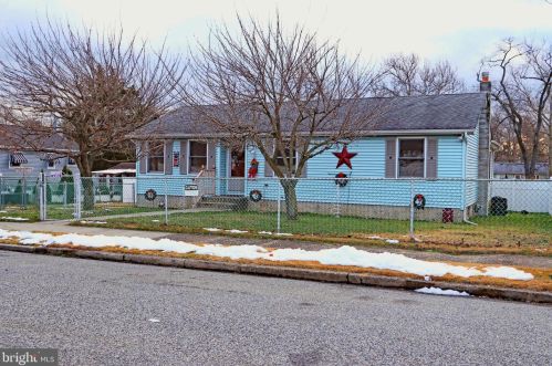 420 Pennsylvania Ave, West Deptford NJ 08063-1223 exterior