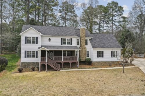 2544 Dukes Cir, Conyers GA  30013-1932 exterior