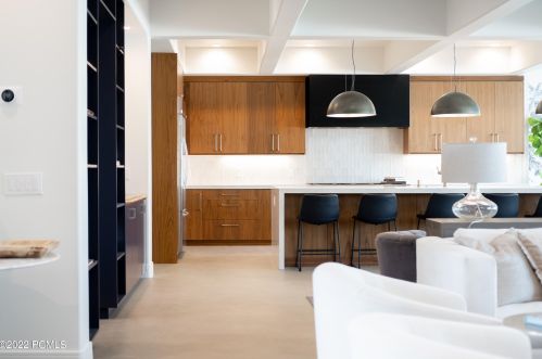 2722 Est Dr, Park City UT 84060-6877 exterior