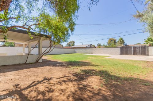 2544 Clarendon Ave, Phoenix AZ 85033-4124 exterior