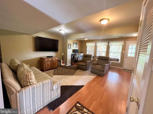 109 Carriage Way, West Deptford, NJ 08096-6844