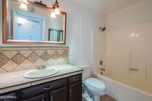 3414 Anderson Dr, Phoenix AZ 85032-2018 exterior