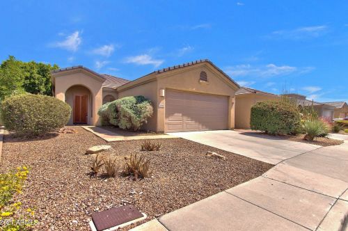 3138 Amber Ridge Way, Phoenix, AZ 85048-7782