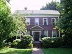 398 Waltham St, Newton, MA 02465-1919