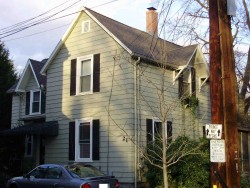 21 Claflin Pl, Newton, MA 02460-1929