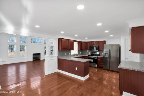 6 Afton Rd, Jackson Twp NJ 08527-3131 exterior