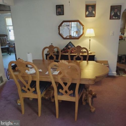 25 Duncan Ave, West Deptford, NJ 08093-1108