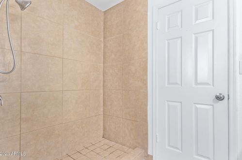 6802 Cambridge Ave, Phoenix AZ 85008-1216 exterior