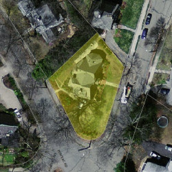 195 Carlton Rd, Newton MA  02468-1825 aerial view