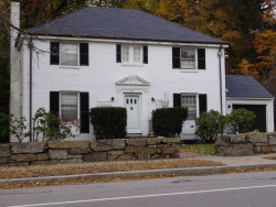 631 Beacon St, Newton, MA 02459-2002